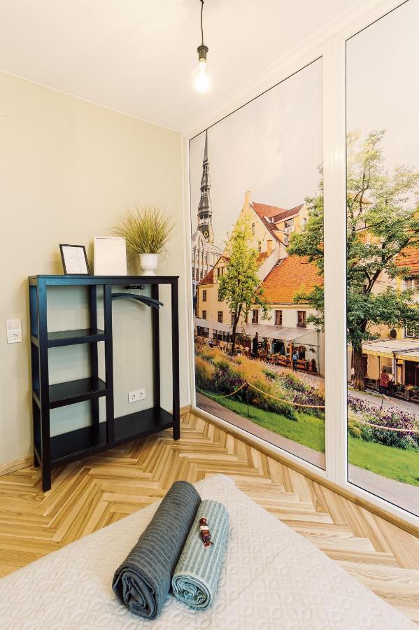 Elvis Apartment/11 Beds/6 Bedrooms/Riga Old Town Ngoại thất bức ảnh